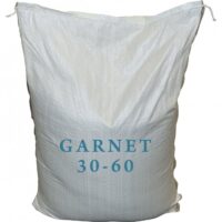 Hare & Forbes Garnet 30/60 25Kg Medium